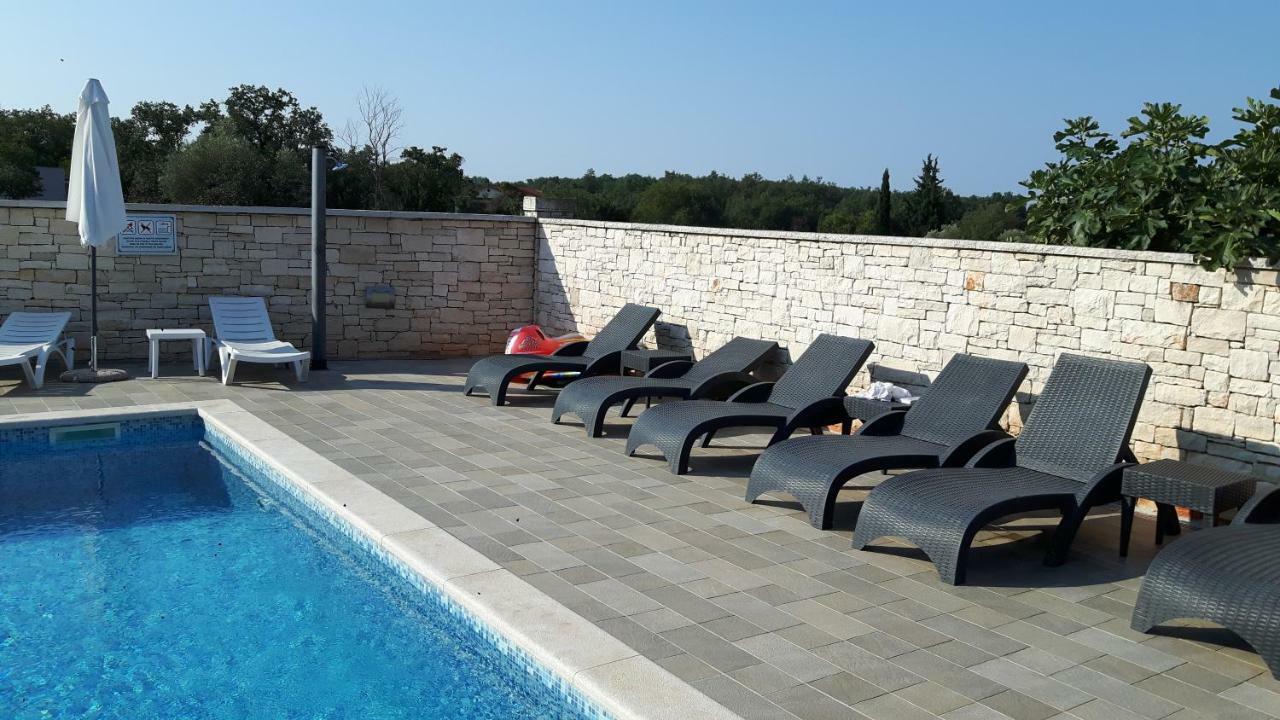 Apartments Villa Adamovic Umag Eksteriør billede